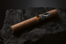 Laden Sie das Bild in den Galerie-Viewer, DAVIDOFF NICARAGUA 10TH ANNIVERSARY LIMITED EDITION
