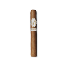 Laden Sie das Bild in den Galerie-Viewer, Davidoff Aniversario Double "R"
