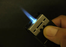 Laden Sie das Bild in den Galerie-Viewer, Porsche Design Zigarrenfeuerzeug P3642/01 black mit Single-Jet-Flame - NEU OVP