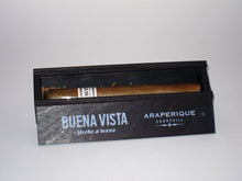 Laden Sie das Bild in den Galerie-Viewer, BUENA VISTA " Churchill " - Einzelzigarre in Holzkistchen - Dom. Rep.