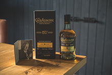 Laden Sie das Bild in den Galerie-Viewer, GlenAllachie 4 Jahre Future Edition 50th Anniversary Billy Walker