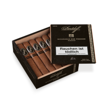 Laden Sie das Bild in den Galerie-Viewer, Davidoff Nicaragua Box Pressed - Robusto
