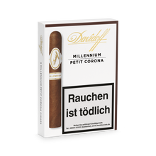 Laden Sie das Bild in den Galerie-Viewer, Davidoff Millennium Petit Corona
